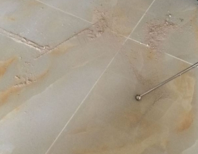 奉贤瓷砖空鼓维修公司分享粘合剂选择不当在瓷砖铺贴过程中可能导致以下问题